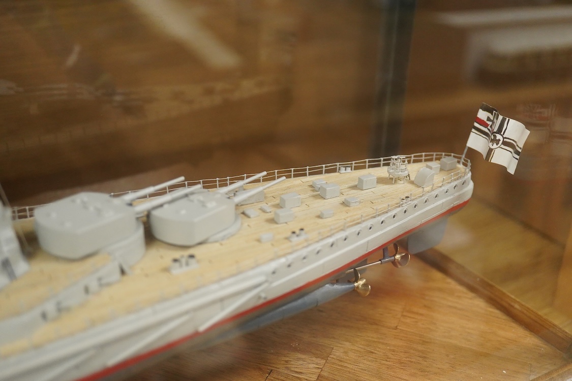 A cased Colin Freeman model of the German battle cruiser, S.M.S. Seydliyz, a well detailed model, with plaque describing the technical details and history regarding her involvement at the battle of Jutland, case 75 x 19.